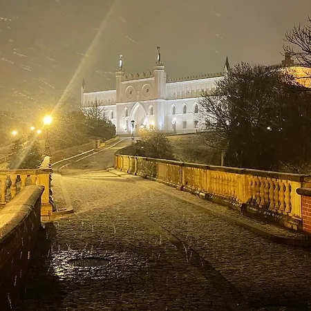Lubelski Zamkowy Lägenhet *